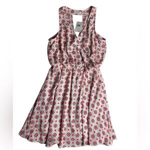 LUSH Nordstrom Floral Print‎ Sleeveless Dress
Size: Medium | NWT (New with Tags)